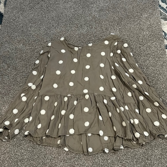 Altar’d State Top Size Large - Picture 1 of 5